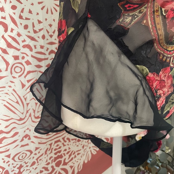 Vintage 90’s Victoria Secret nighty with red rose and paisley design size M - Picture 7 of 10